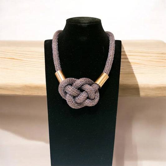 Collar de Cobre Tejido Vicente Púrpura Triaura