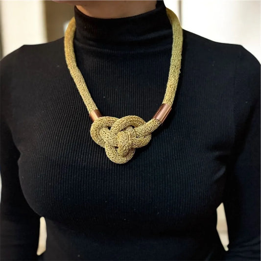 Collar de Cobre Tejido Vicente Amarillo Triaura