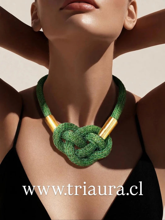 Joyas - Collar de Cobre Tejido Vicente Verde Esmeralda Triaura